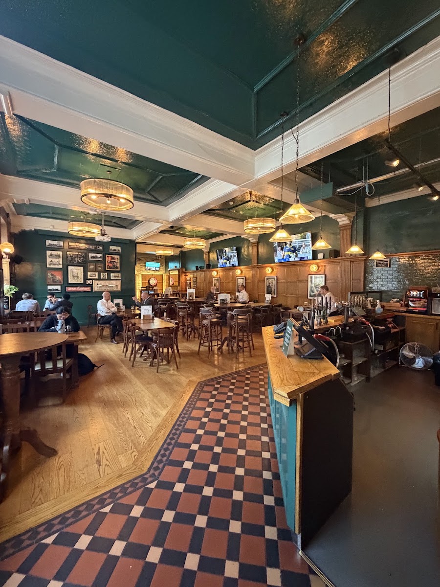 The Railway Tavern, photo 2