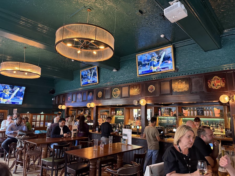 The Railway Tavern, photo 5