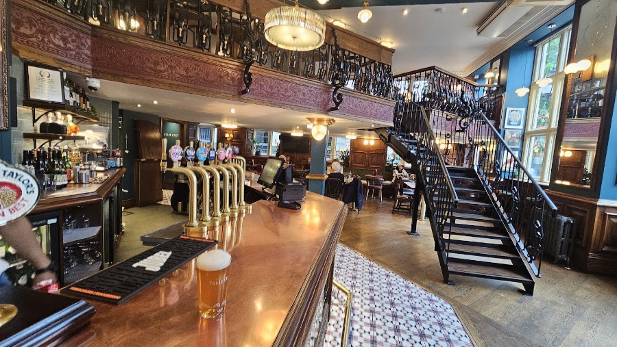 The Butchers Hook & Cleaver, EC1, photo 3