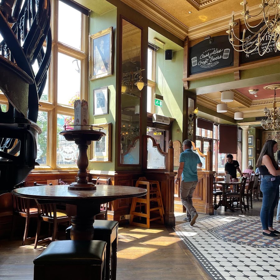 The Butchers Hook & Cleaver, EC1, photo 5