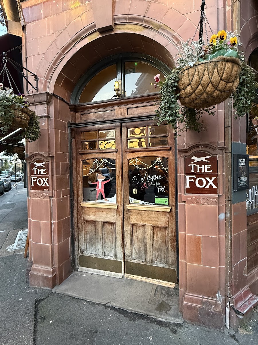 The Fox, photo 5