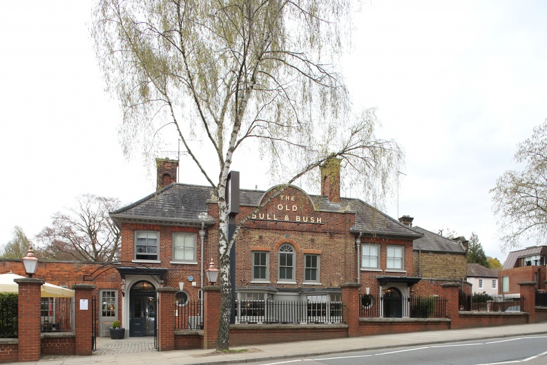 Old Bull & Bush Hampstead, photo 4