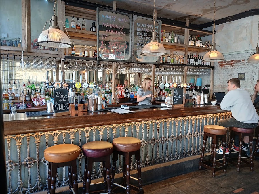 The London Fields, photo 2