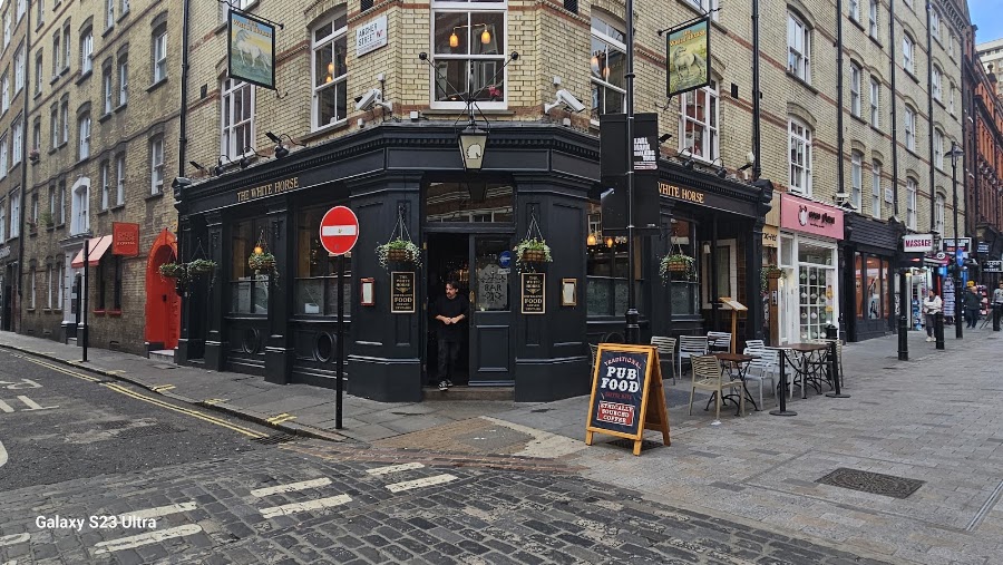 The White Horse, photo 4