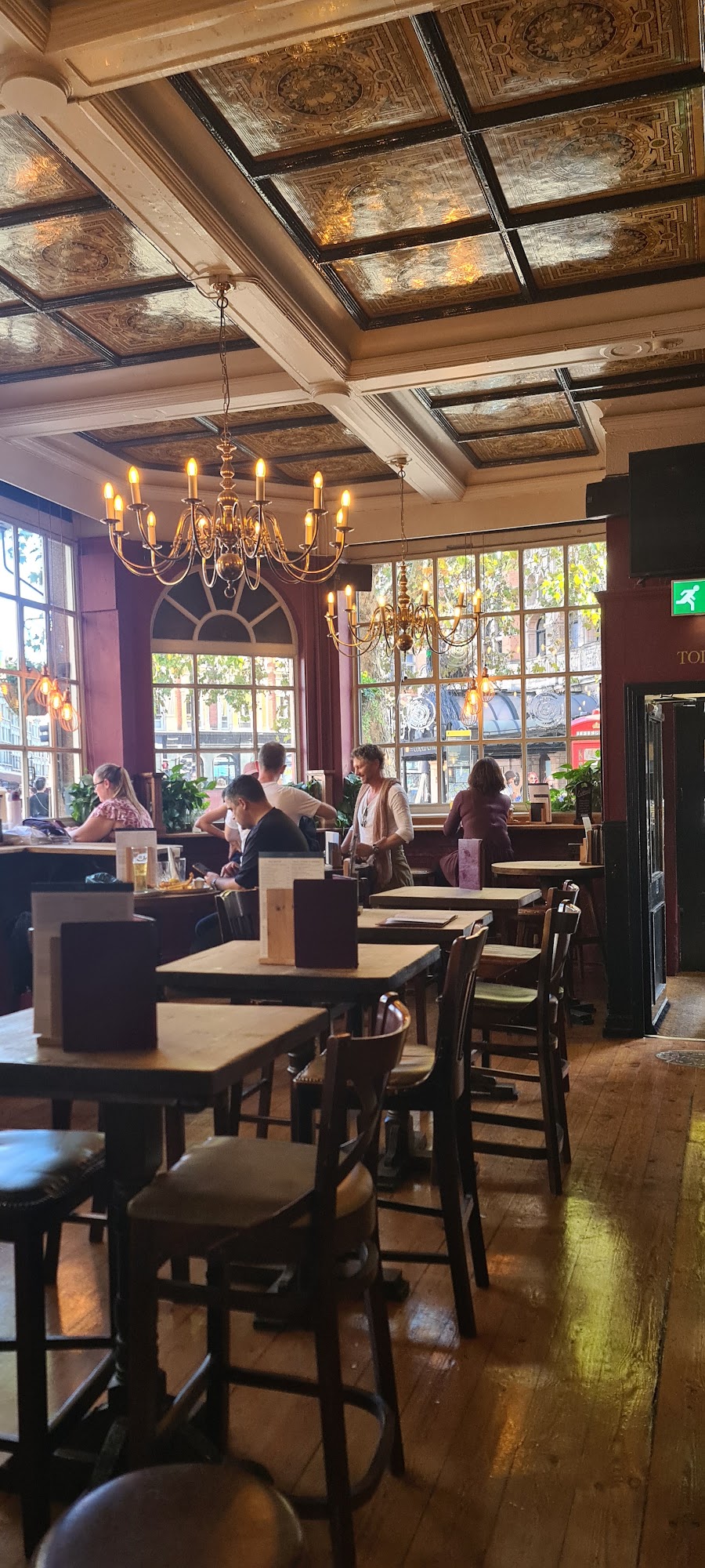 The Cambridge, photo 5
