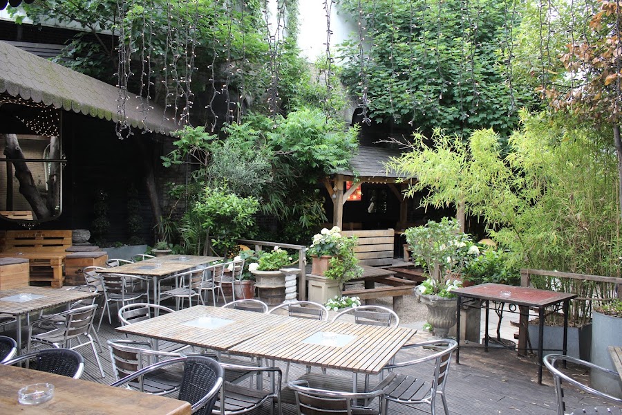 Garden Bar & Grill