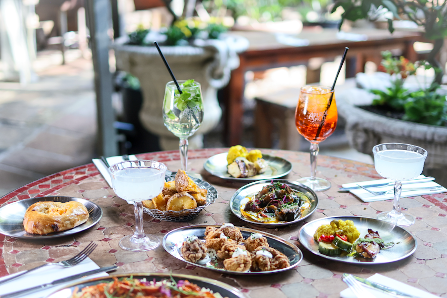 Garden Bar & Grill, photo 2