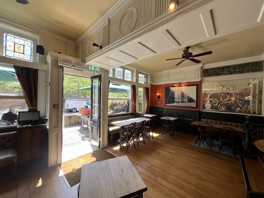 The Ladbroke Arms, photo 5