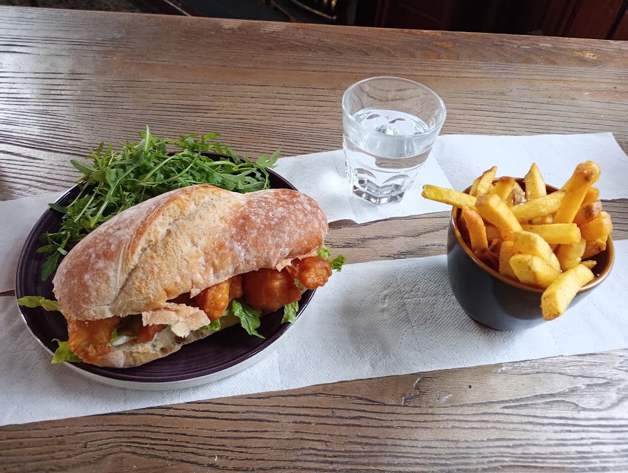 Marlborough Arms, photo 4