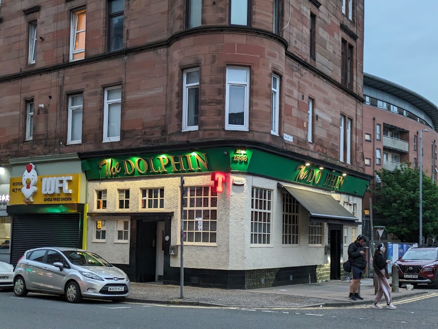 Dolphin Bar, photo 4