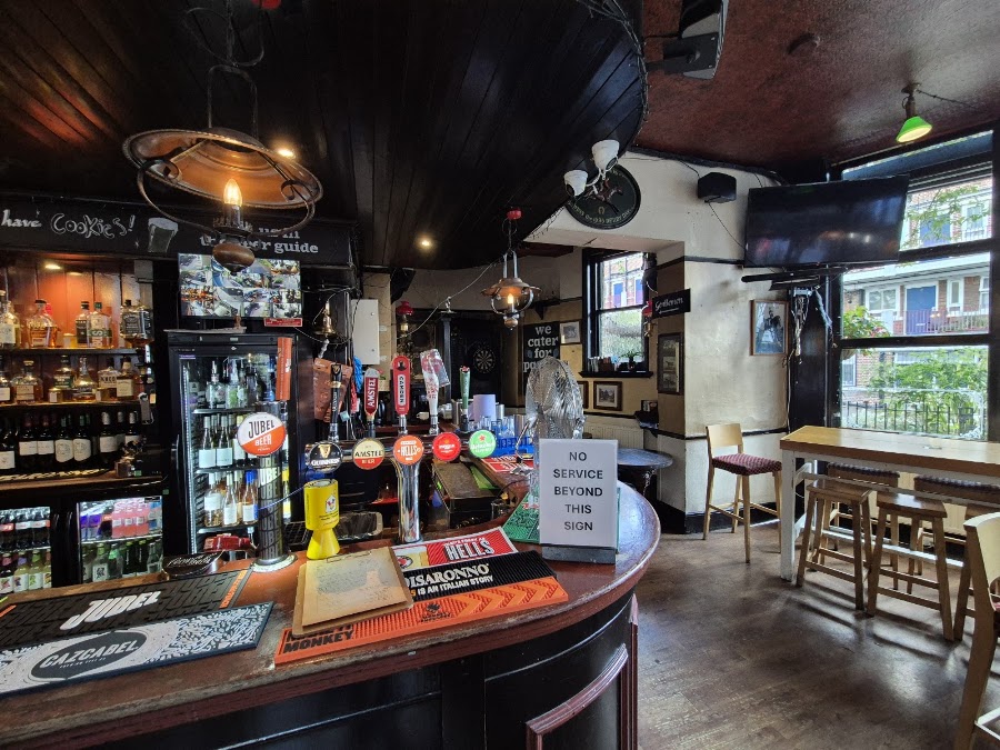The Horseshoe Inn