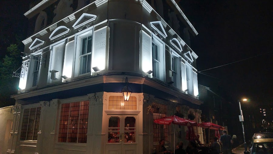 The Morden Arms, photo 3