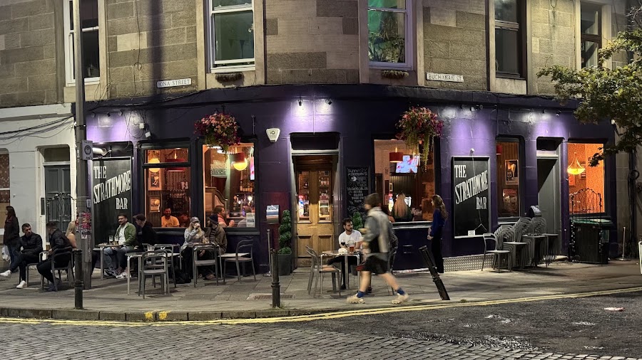 The Strathmore Bar, photo 3