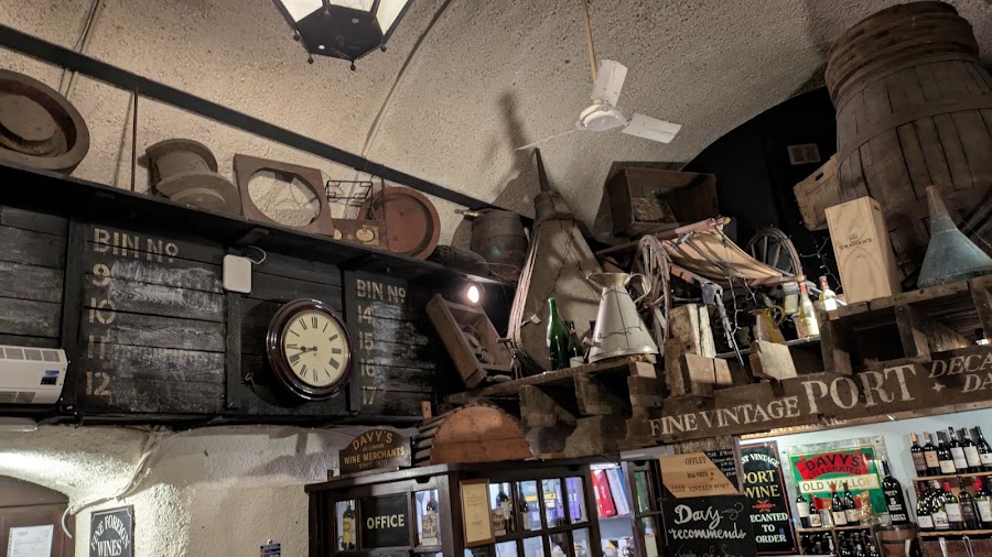 Mug House, photo 5