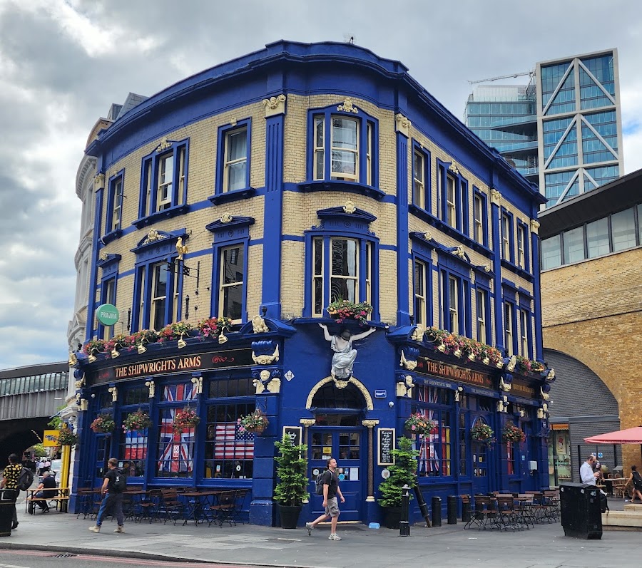 The Shipwrights Arms, photo 3