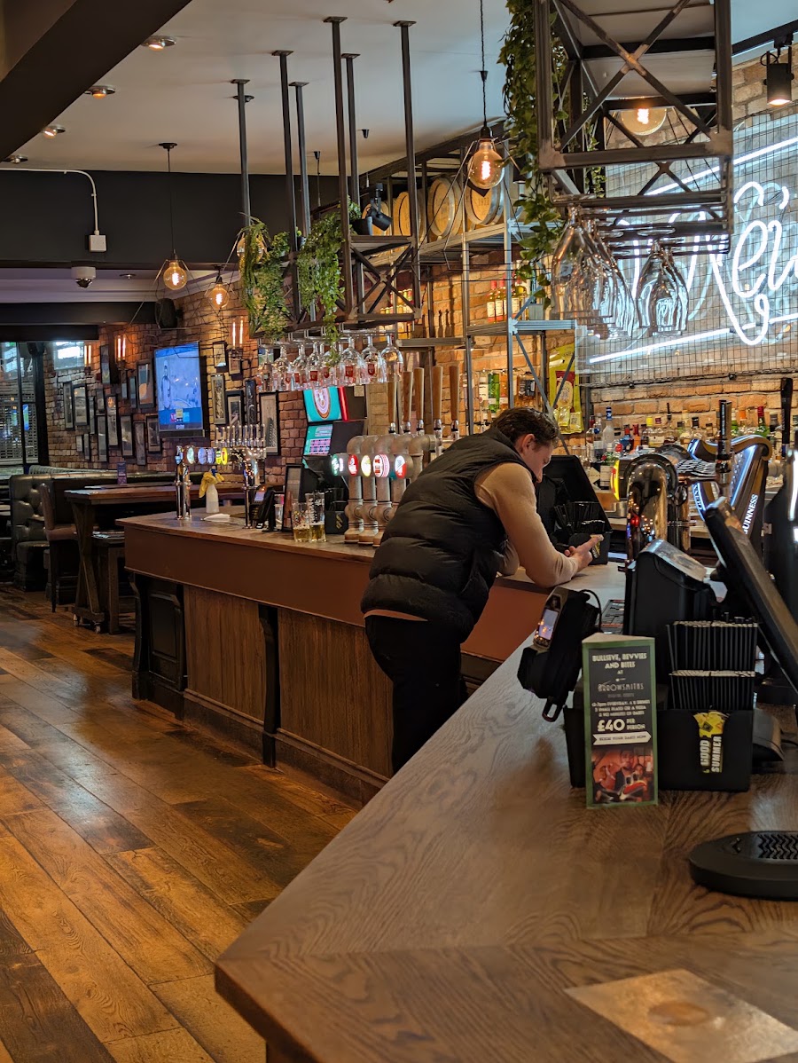 O’Neill’s Grand Central Glasgow, photo 5
