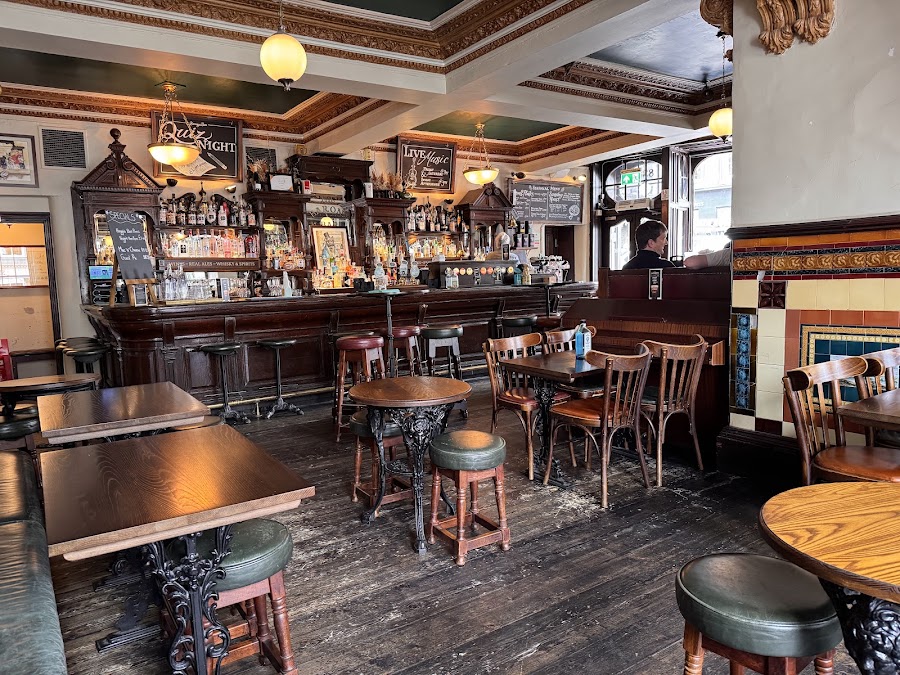 Barony Bar, photo 3