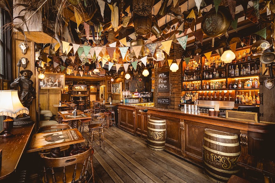 Mr Fogg's Tavern