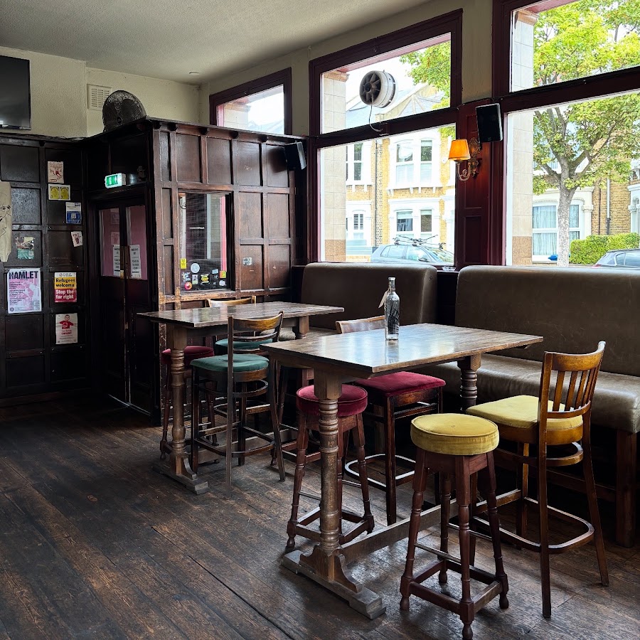 The Gowlett Arms, photo 4