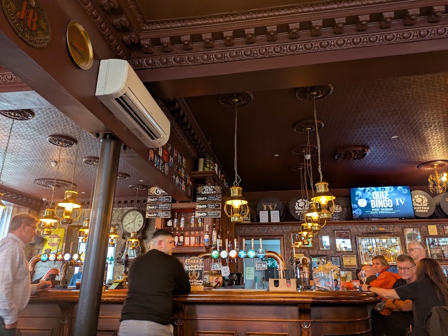 George IV Bar, photo 5
