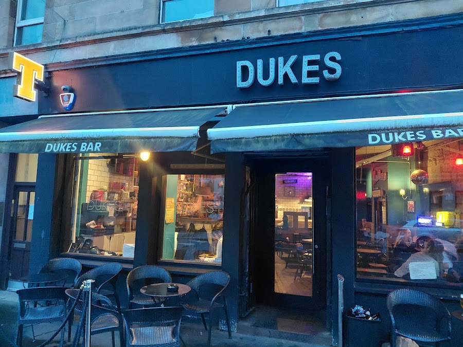 Dukes Bar, photo 3