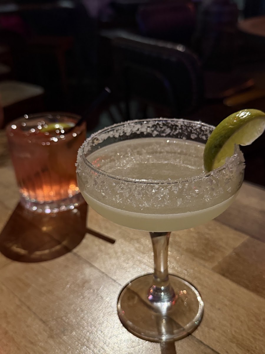 Dukes Bar, photo 5