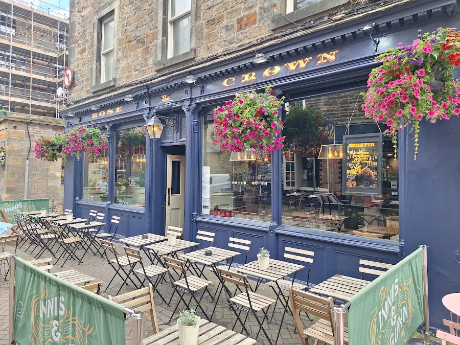 Rose & Crown, photo 3
