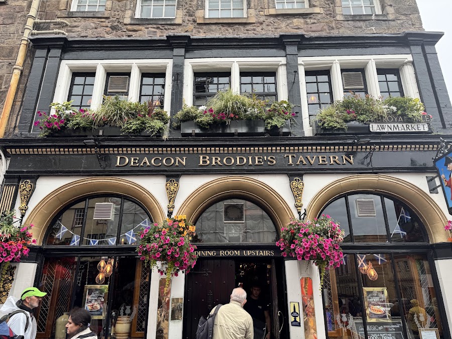 Deacon Brodies Tavern, photo 5
