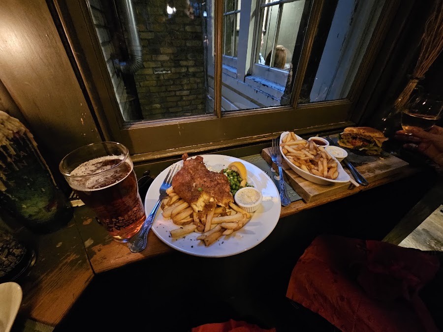 The Holy Tavern, photo 2