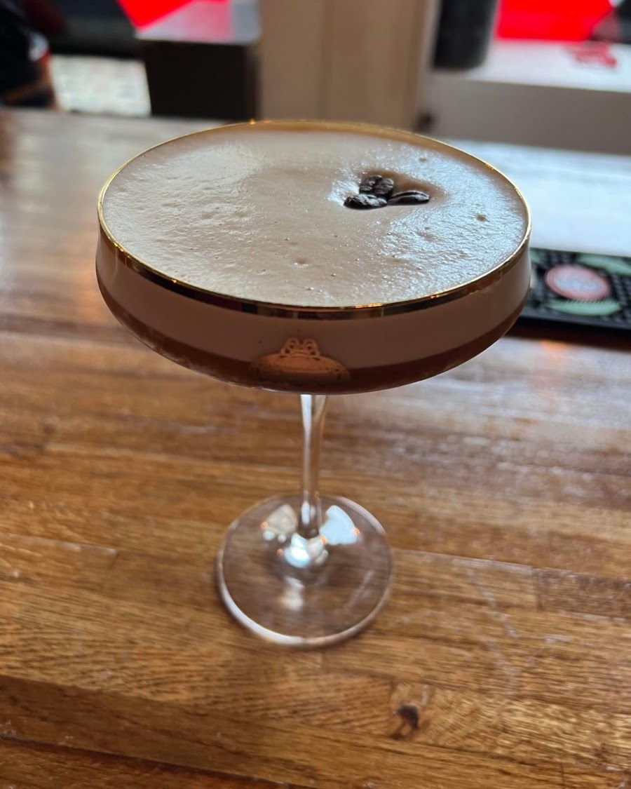 Vinyl Bar, photo 4
