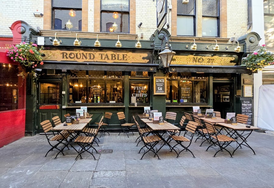 Round Table, photo 3
