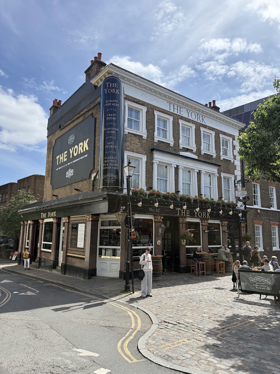 The York, photo 4