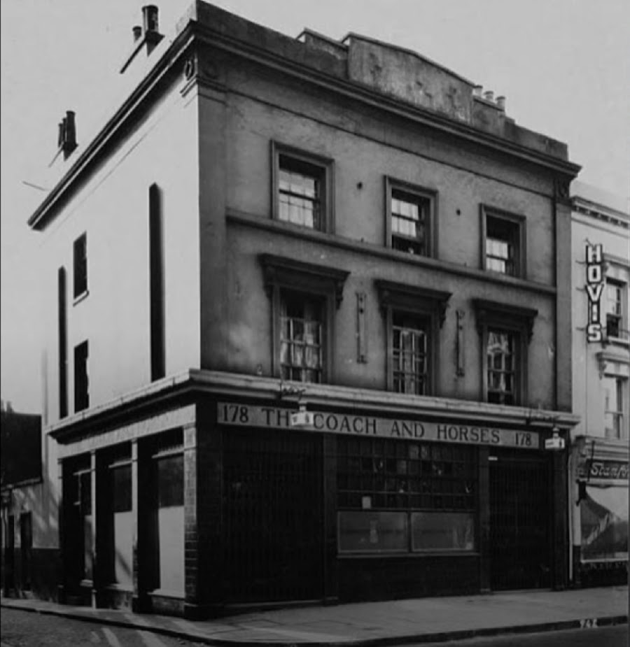 The Coach & Horses, photo 3