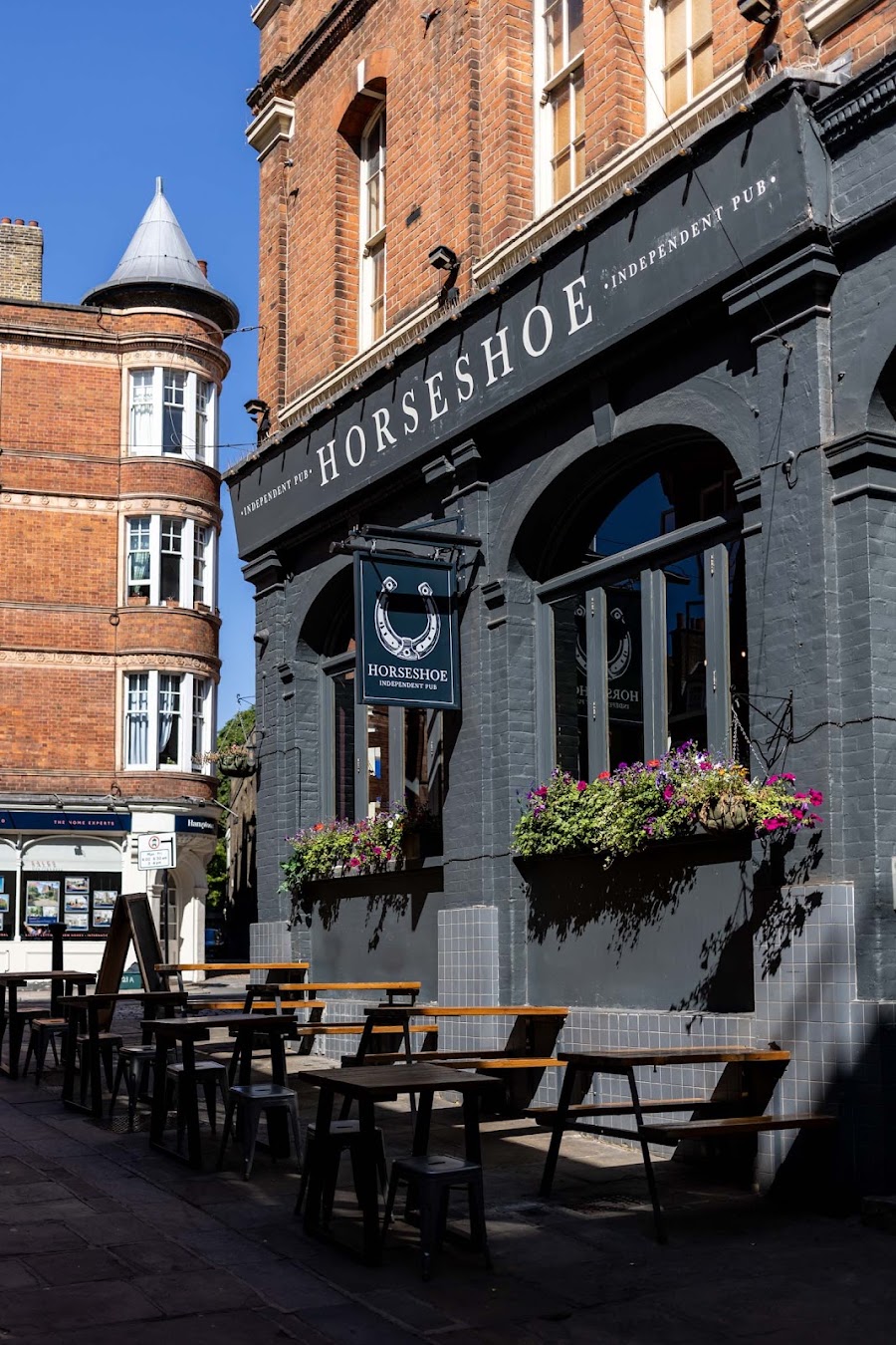 The Horseshoe, Hampstead, photo 4