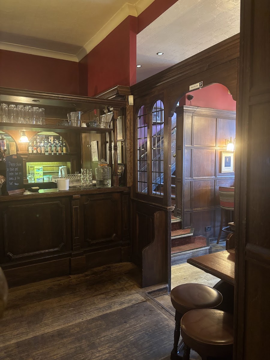 Lyceum Tavern, photo 5
