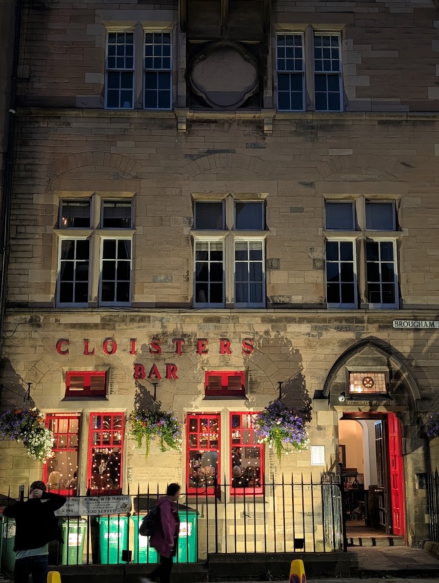 Cloisters Bar, photo 4