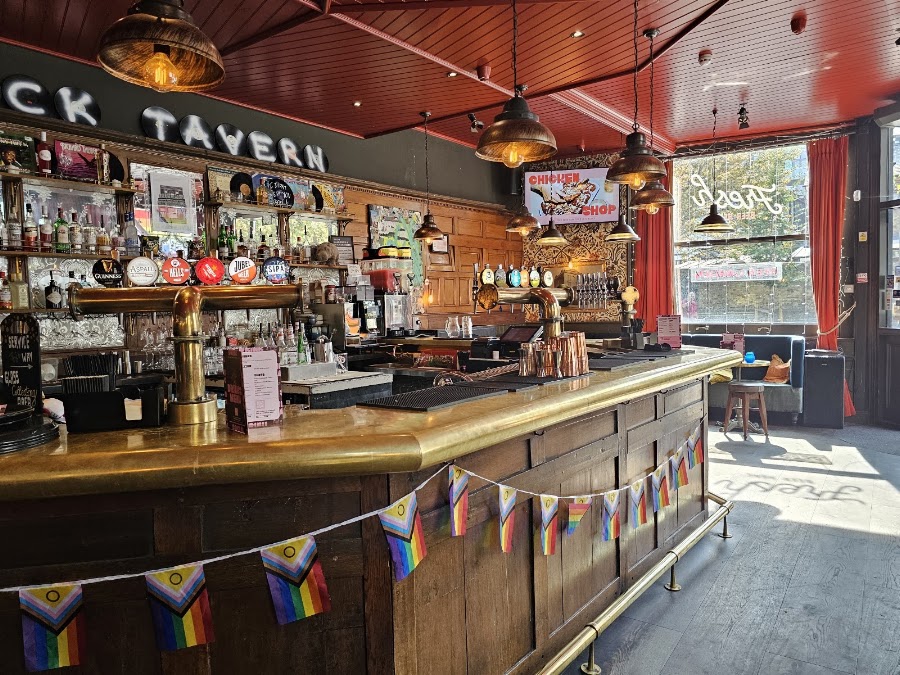 Lock Tavern, photo 2