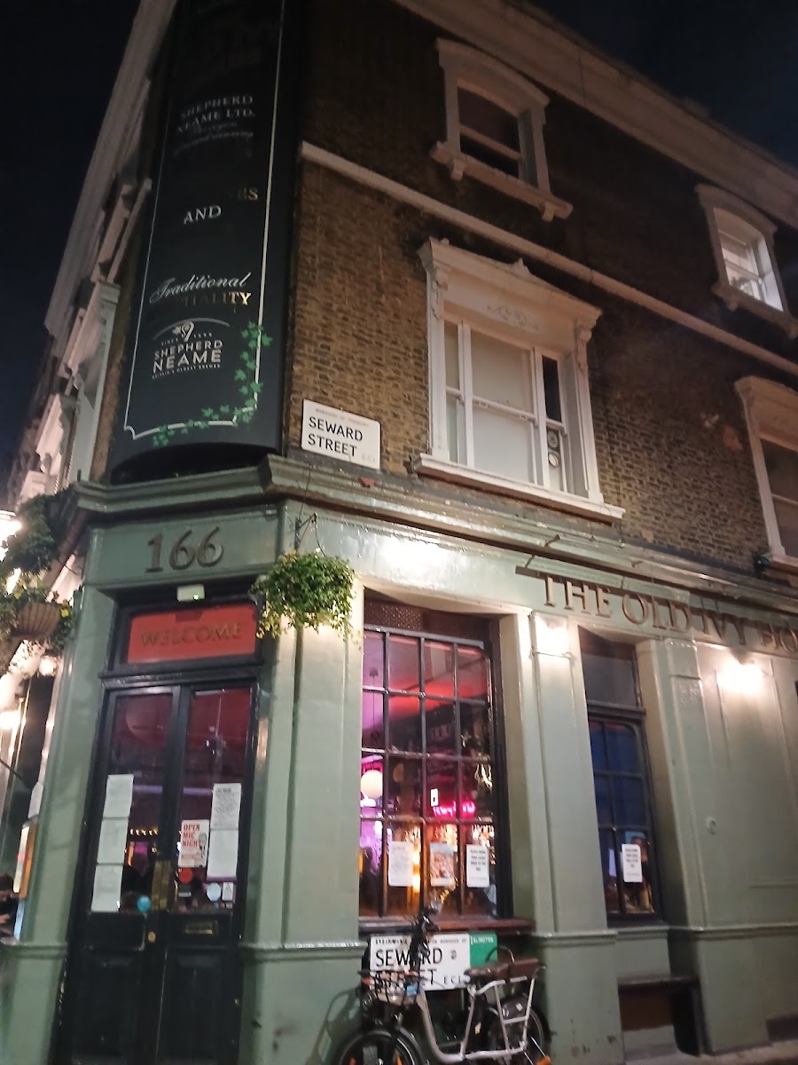 The Old Ivy House, photo 3