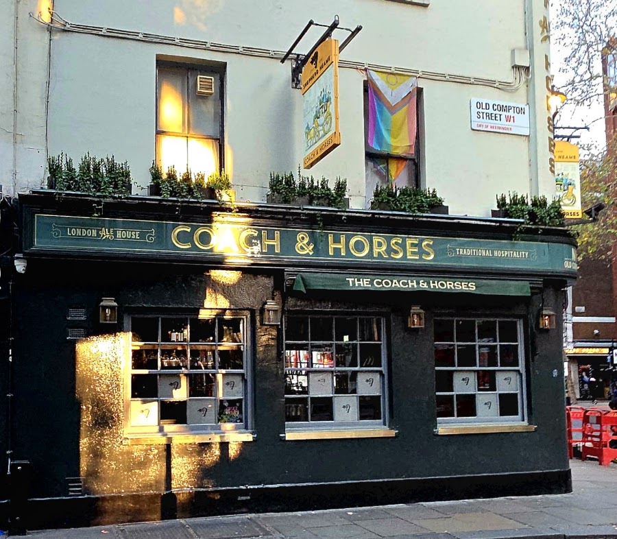 Coach & Horses, photo 4