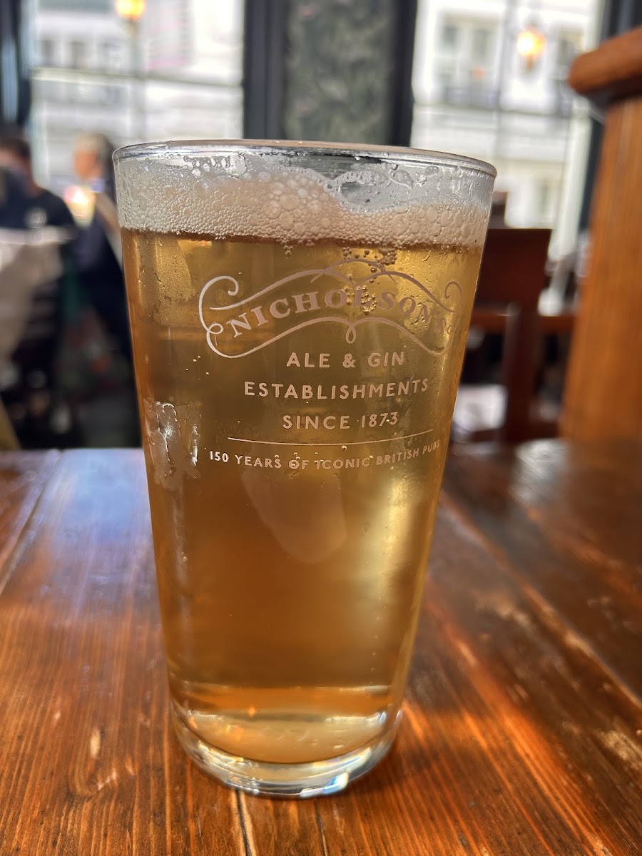 The Crown, photo 5
