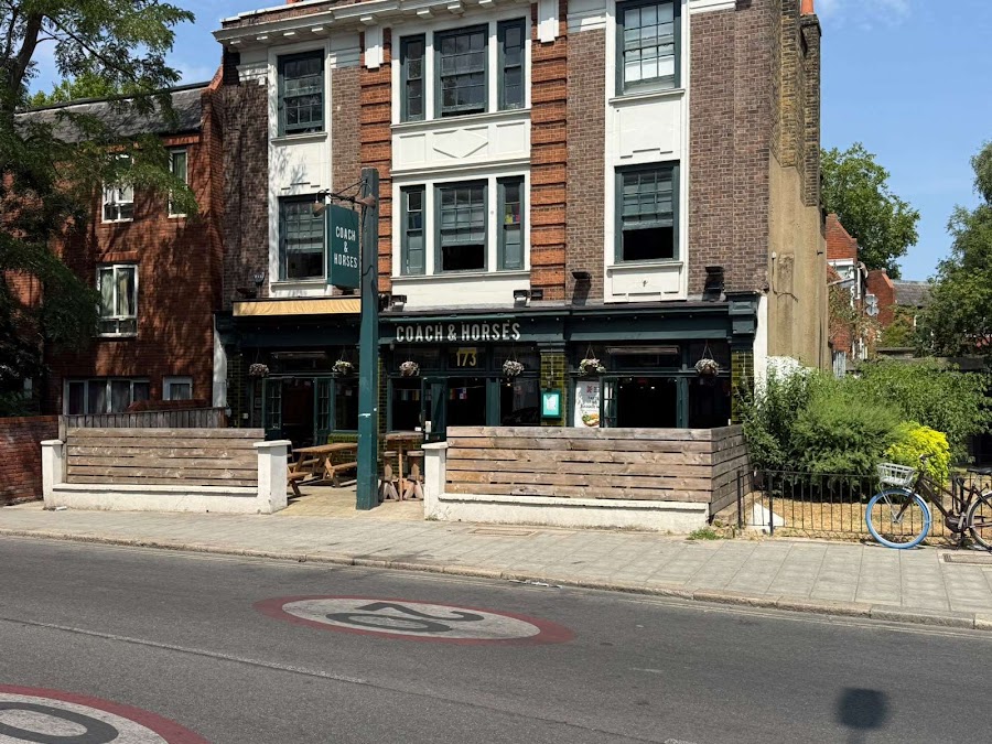 The Coach & Horses, photo 3