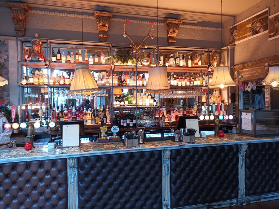 Commercial Tavern, photo 5