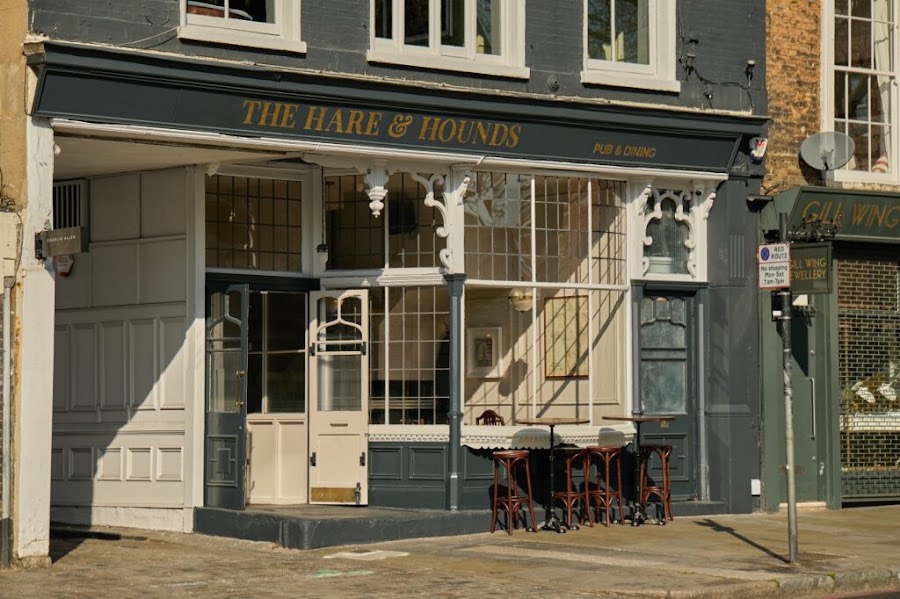 The Hare & Hounds, photo 3