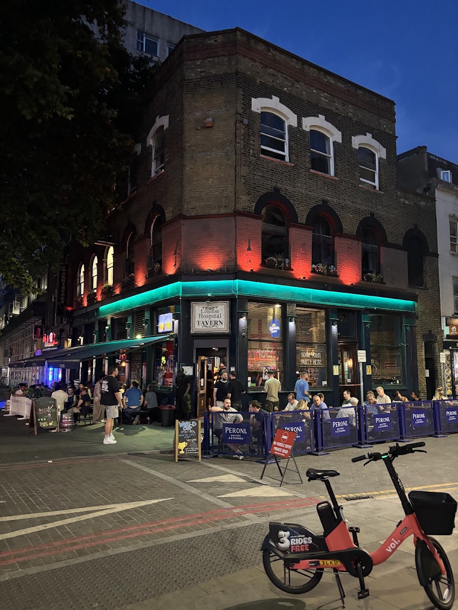 London Hospital Tavern, photo 3
