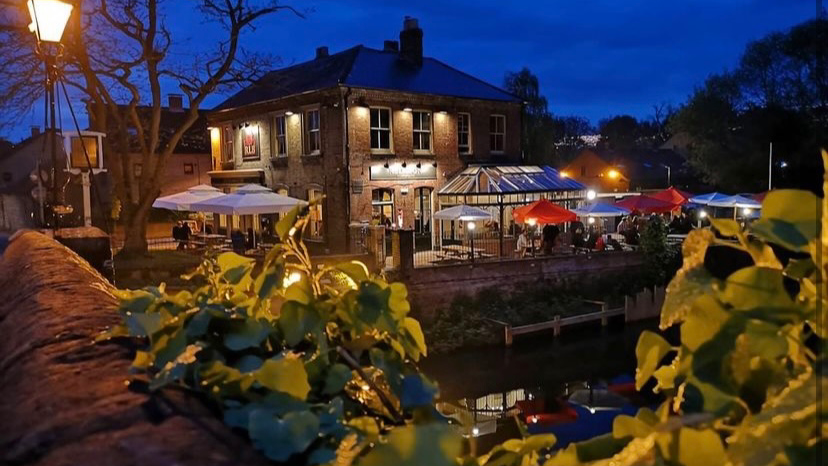 The Red Lion Bishopgate, photo 3