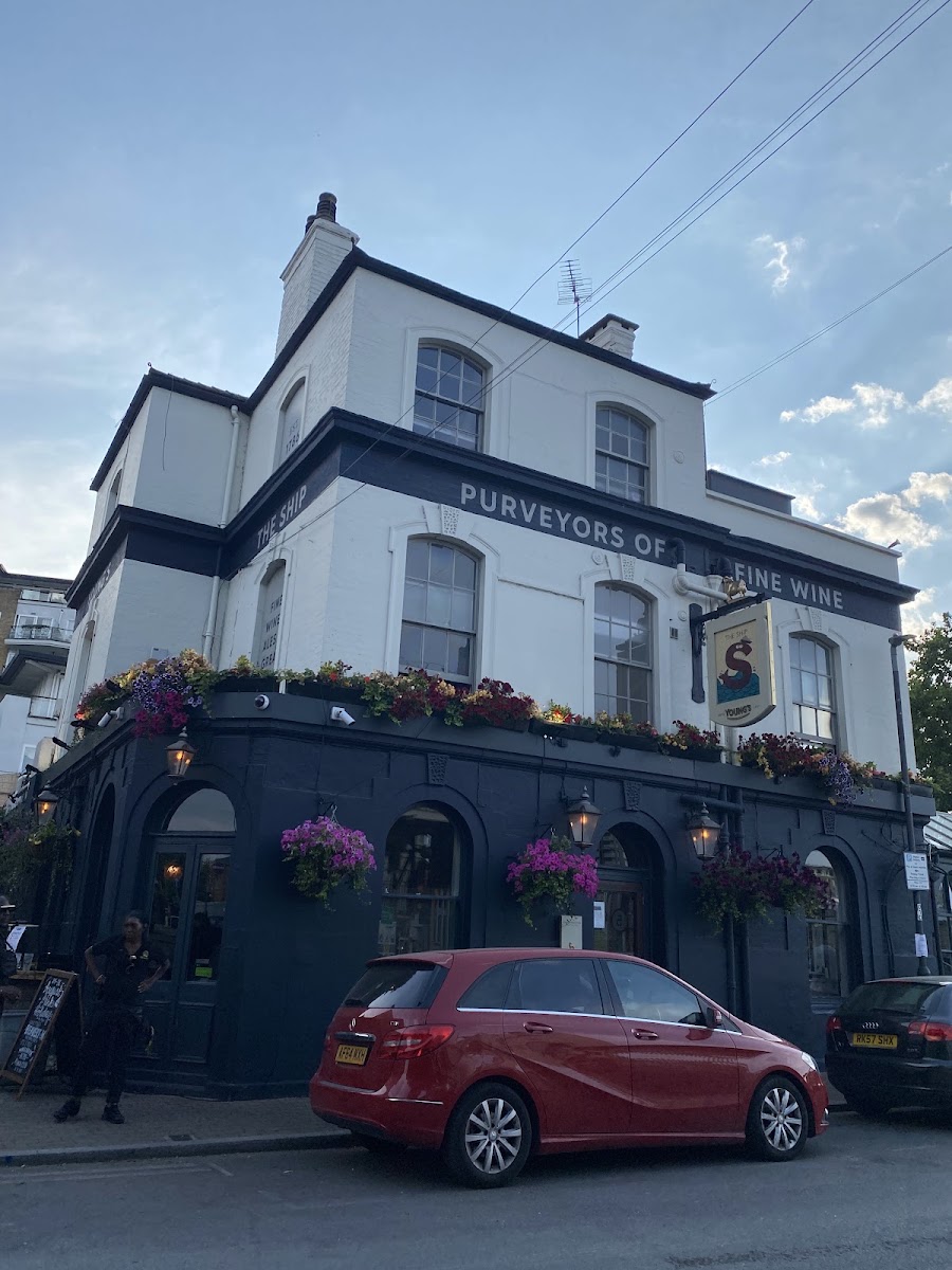 The Ship, photo 4