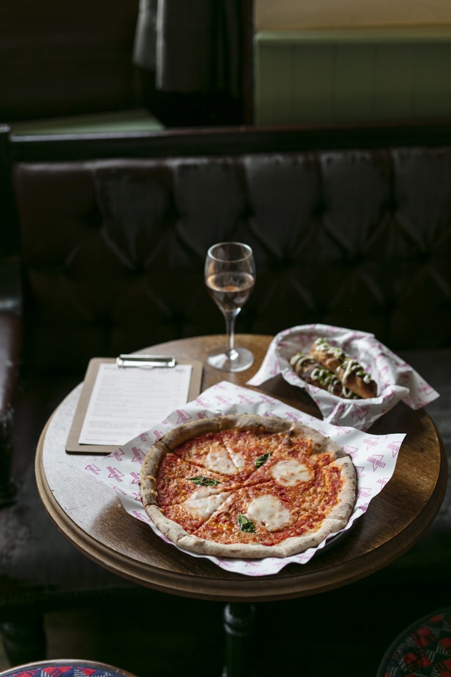 The Railway Tavern N16, photo 2