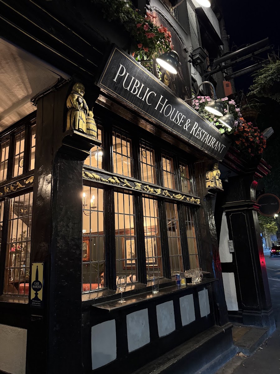 The George, photo 2