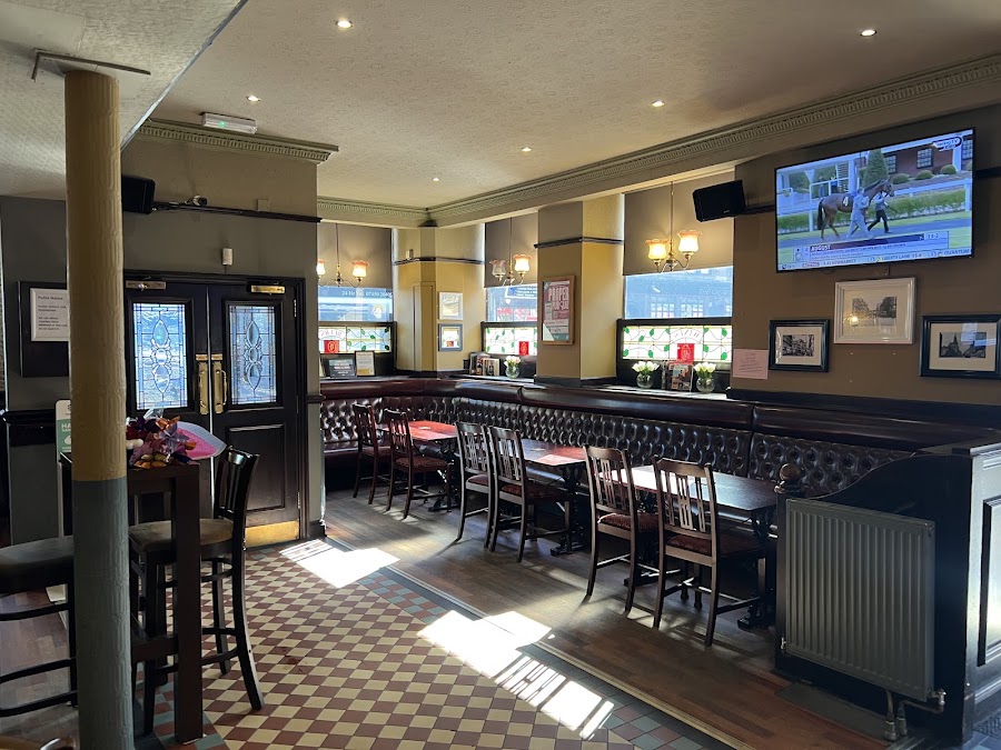 Duke Bar, photo 3