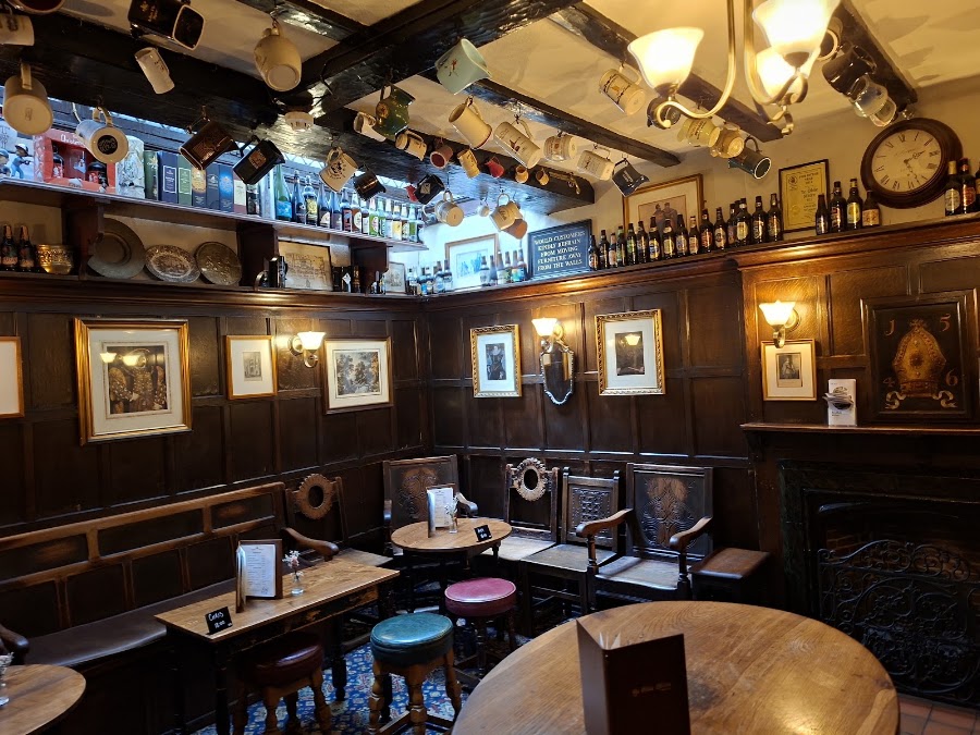 Ye Olde Mitre, Holborn, photo 2